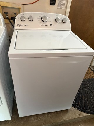 Building Photo - 10014 Prospect Loop