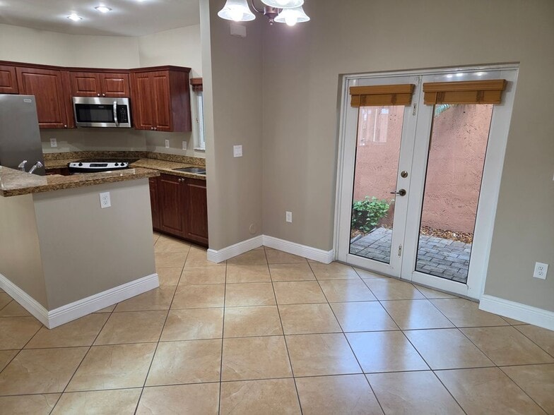 Building Photo - 5984 SW 8th St