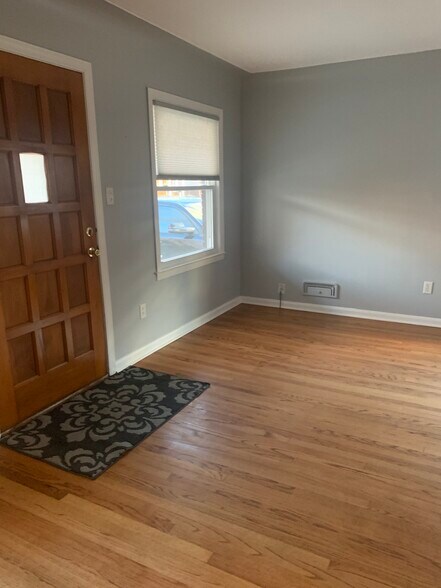 Building Photo - 1234 13th St