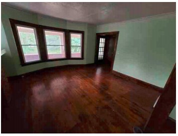 Living Room - 1265 W Clifton Blvd