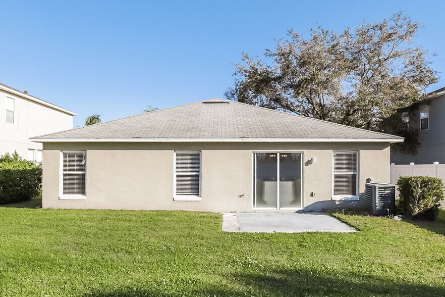 Building Photo - 2126 Hunters Greene Dr