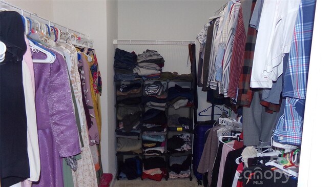 Building Photo - 10418 Glenmeade Rd