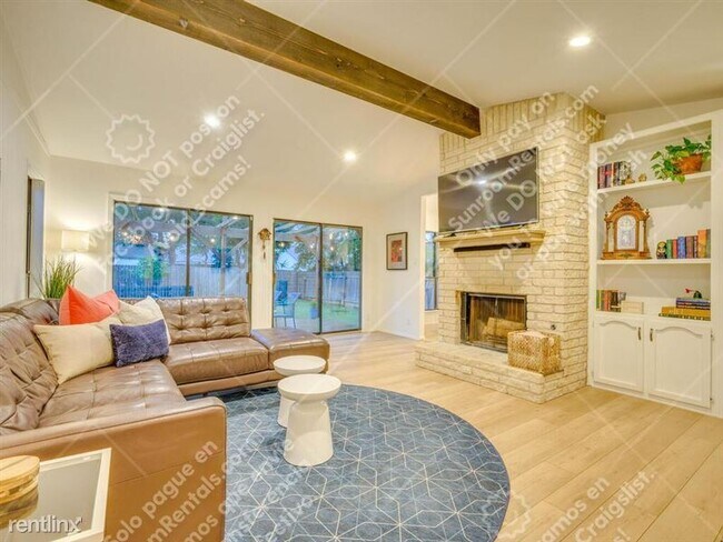 Building Photo - 4908 Dry Oak Trail