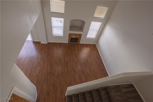 Building Photo - 7920 Hornbeam Ct