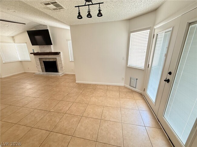 Building Photo - 2372 Beaver Bay Ct