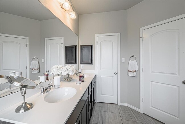 Building Photo - 143 Sunrise Haven Dr