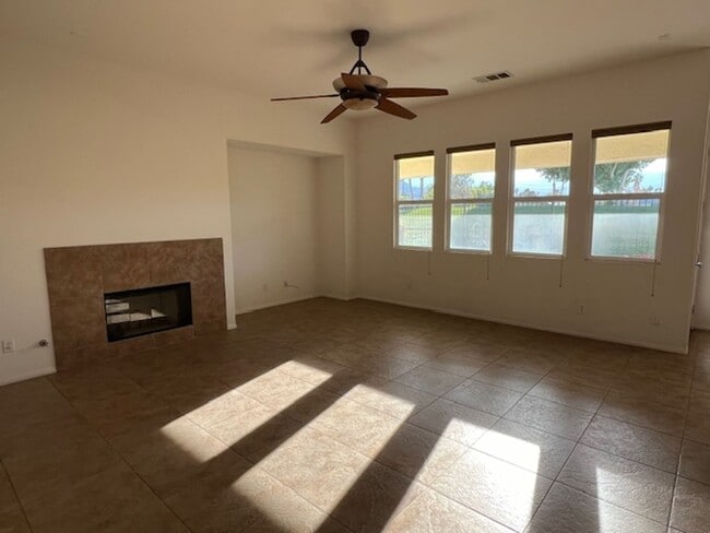 Building Photo - Palm Desert Country Club