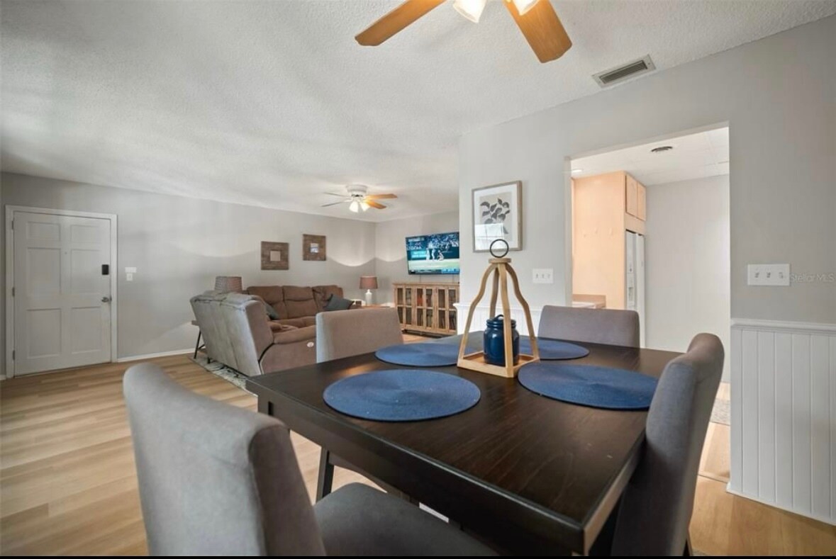 Building Photo - 4325 Aegean Dr