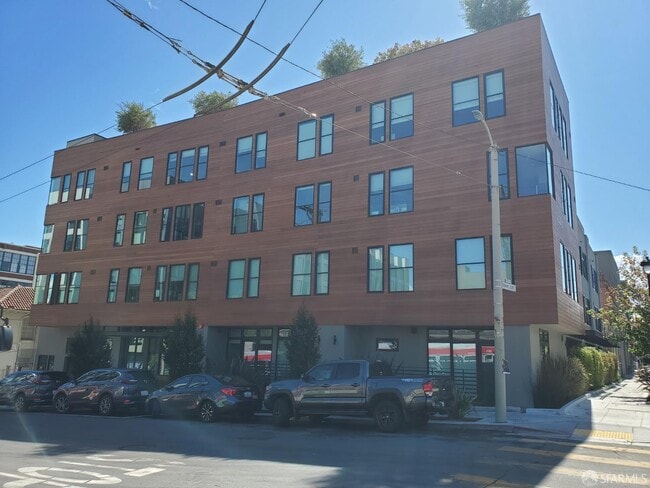 Building Photo - 901 Tennessee St