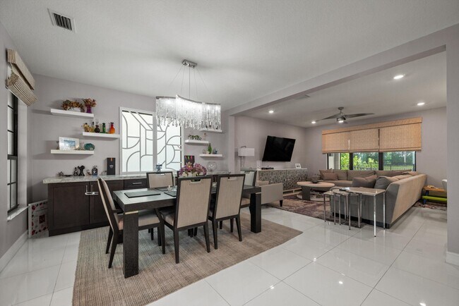 Building Photo - 8891 Grand Prix Ln