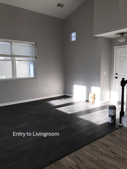 Building Photo - 294 Hiawassee Dr