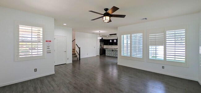 Building Photo - 3 Bedroom Home in the Mulberry Community Near S Signal Butte Rd and E Guadalupe Rd!
