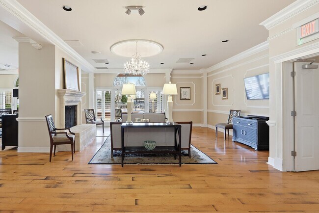 Building Photo - 5400 Park Ave