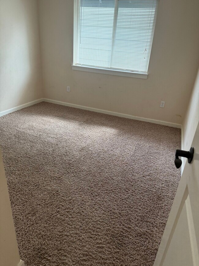 Building Photo - 11118 Paine Field Way