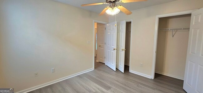 Building Photo - 2 Mill Ridge Pl