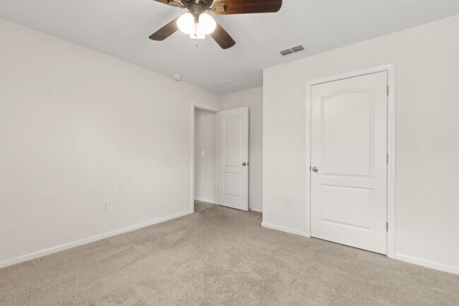 Building Photo - Charming 3-Bedroom Home in Nassau Crossing...