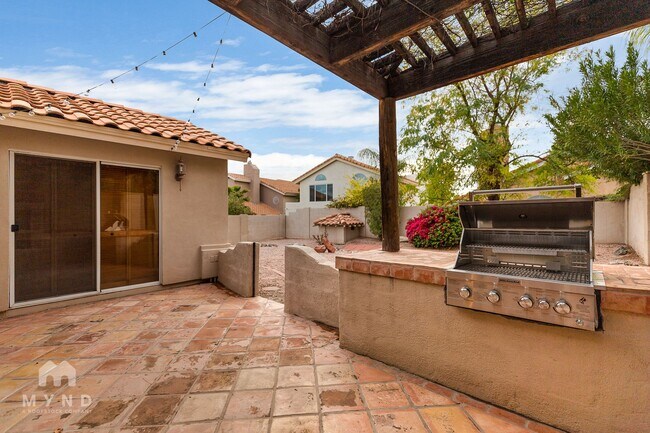 Building Photo - 3808 N Sawtooth Cir
