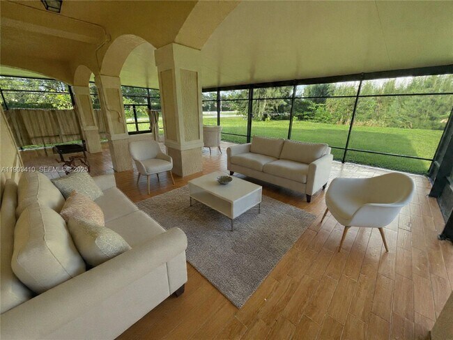 Building Photo - 3301 SW 139th Ave