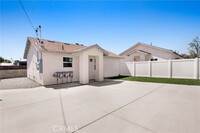 Building Photo - 554 N 6th Ave