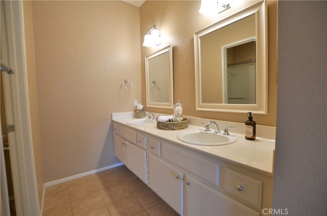 Building Photo - 97 Montara Dr