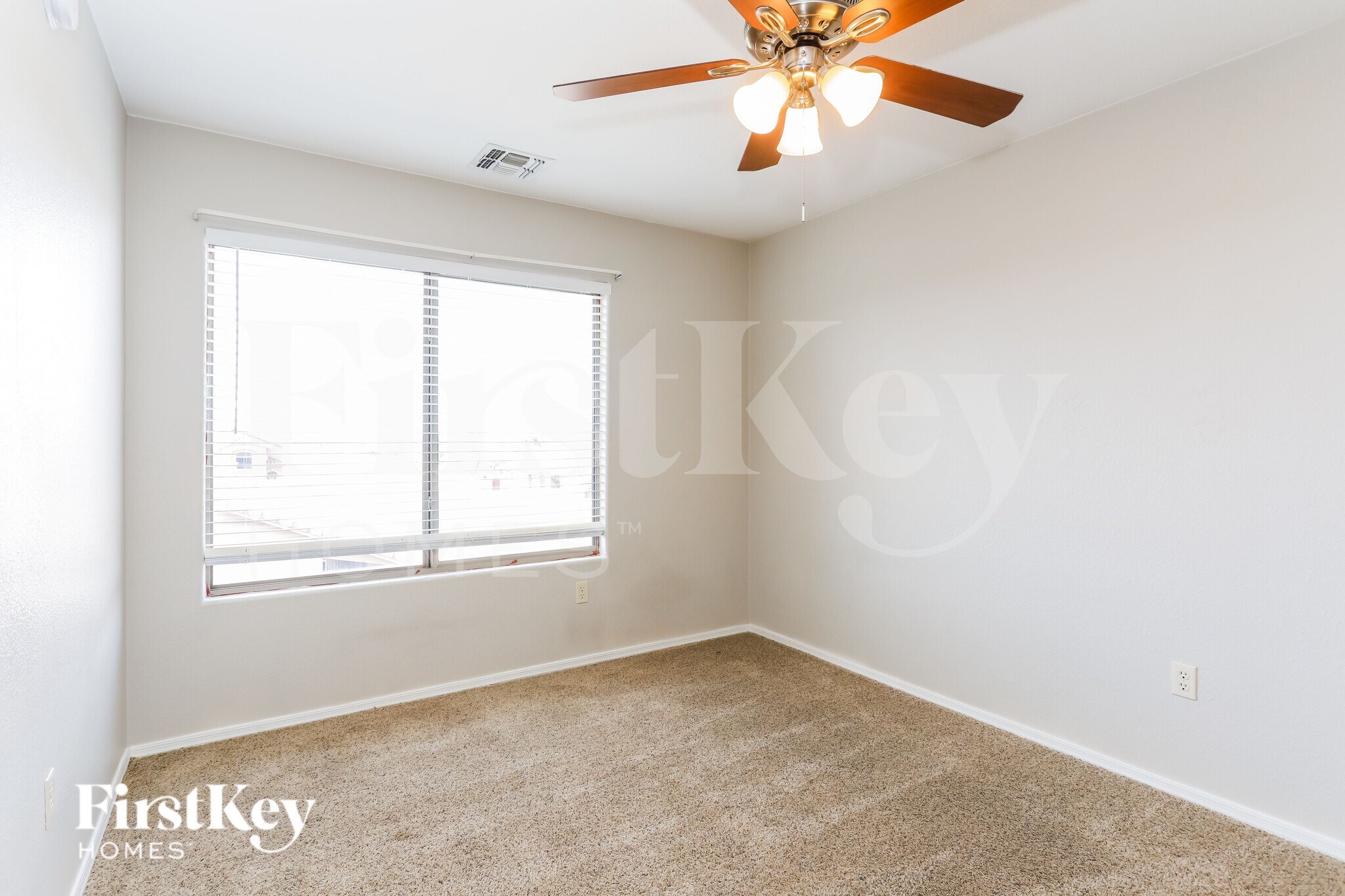 Building Photo - 8404 S Otis Dr