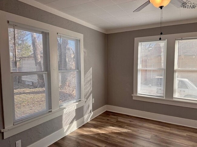 Building Photo - 2130 Ave J