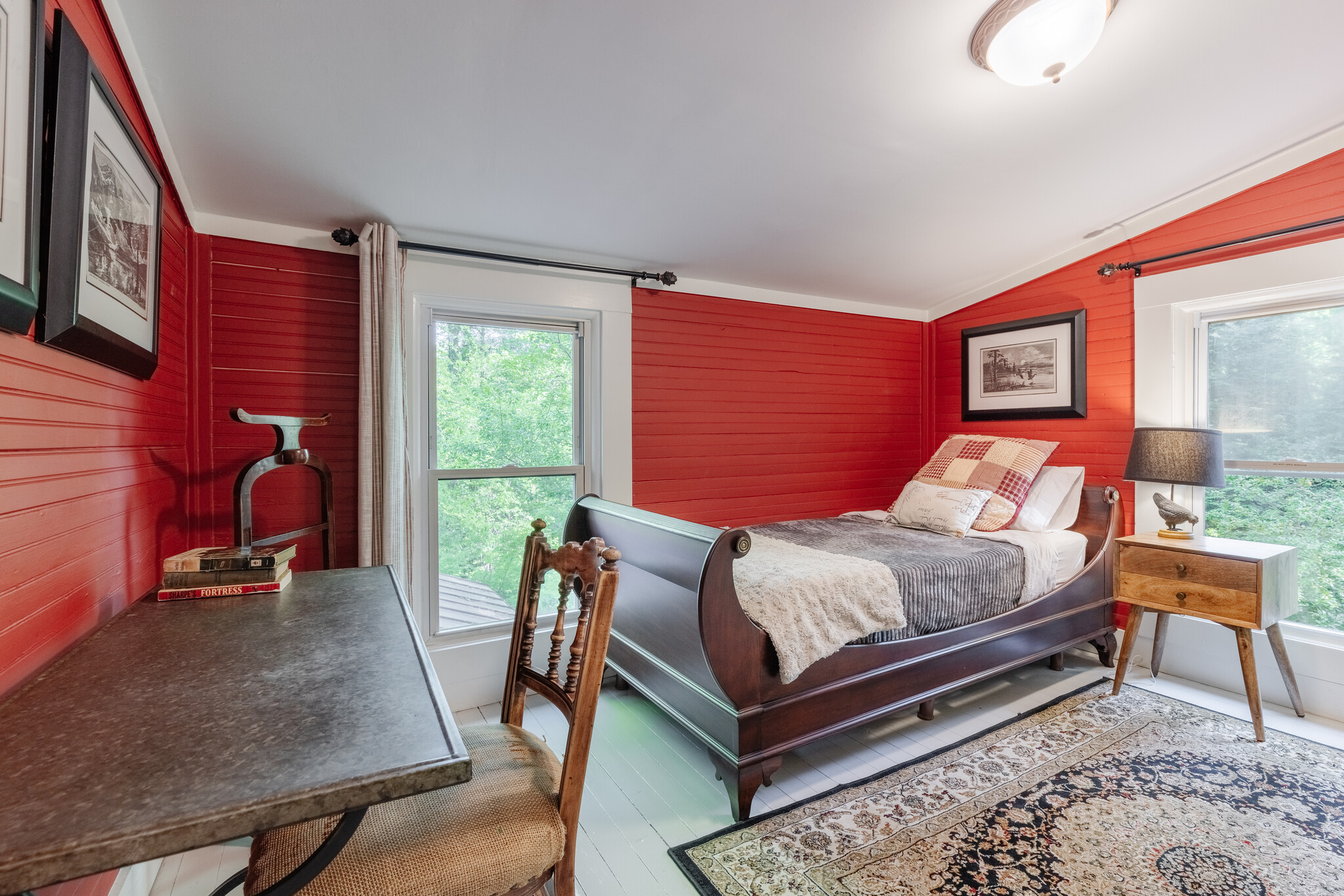 Building Photo - 520 Esseola Dr