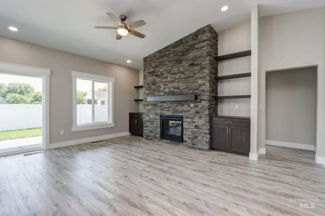 Building Photo - 3024 Sepulveda Dr