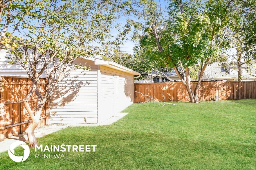 Building Photo - 926 Wateka Way