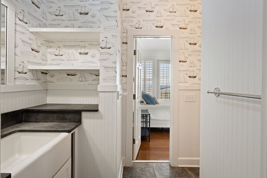 Building Photo - 16 Prospect Point Loop