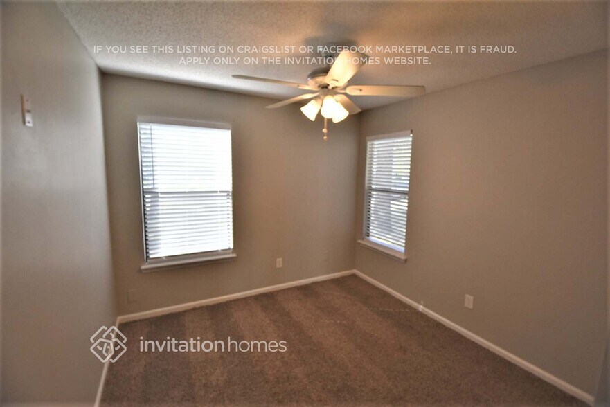 Building Photo - 8478 Wessex Ct