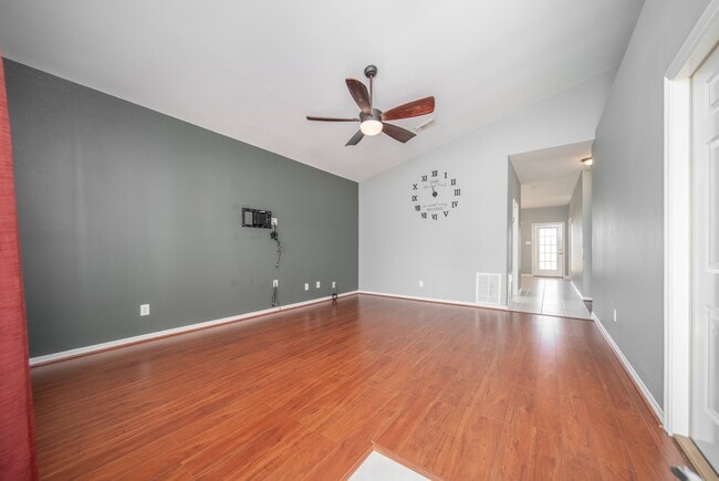 Building Photo - 21323 Sweet Grass Ln