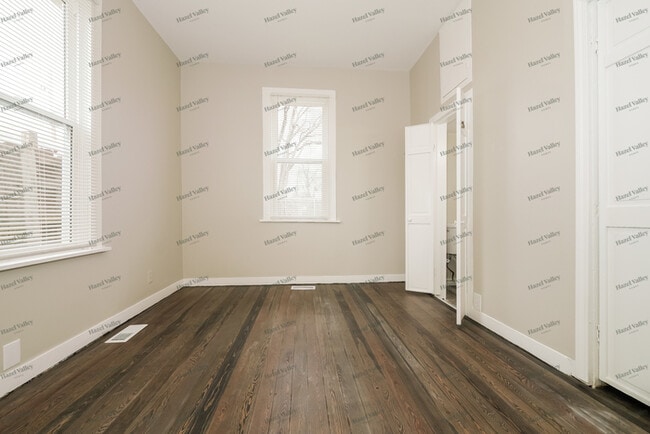 Building Photo - 768 Spruce St