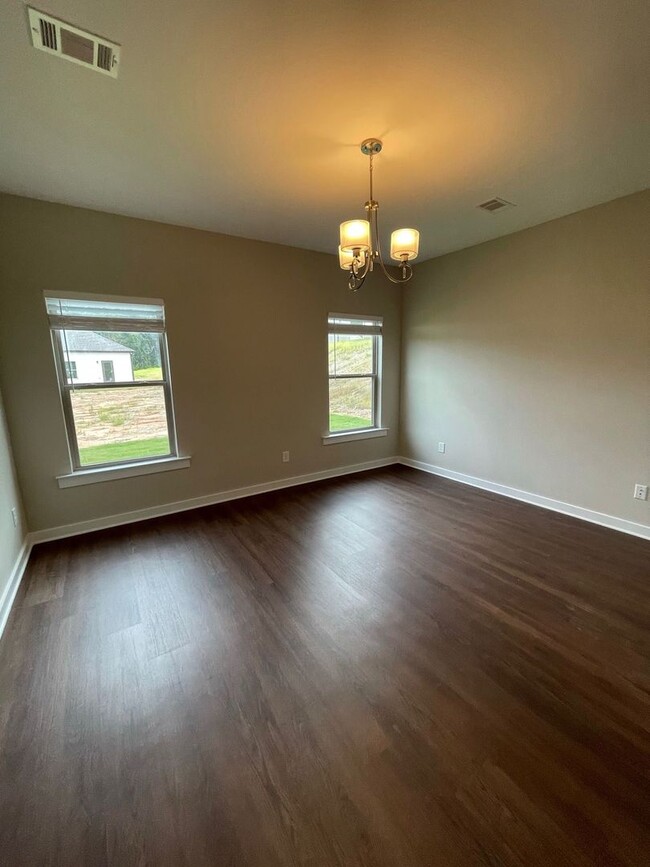 Building Photo - Home for Rent in Brookwood, AL.... Availab...