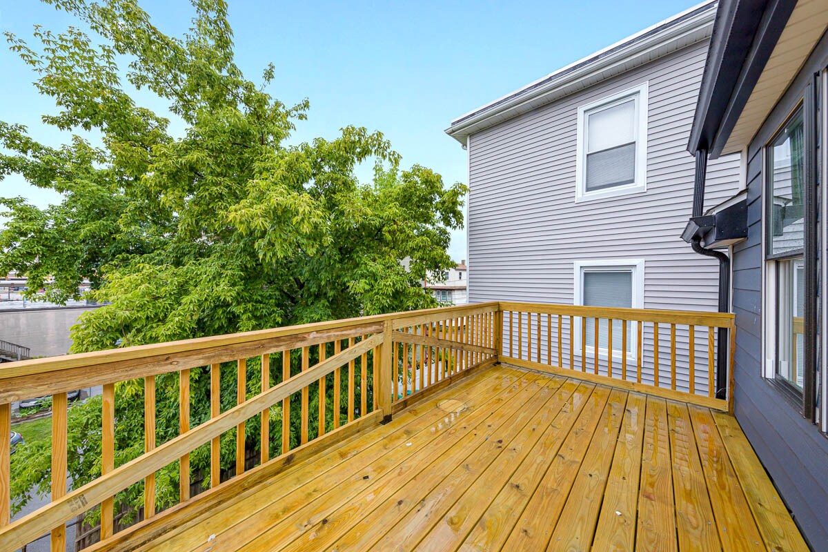 Building Photo - 77 Winchester St