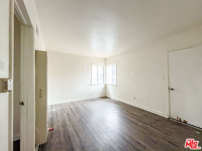 Building Photo - 1107 Date St