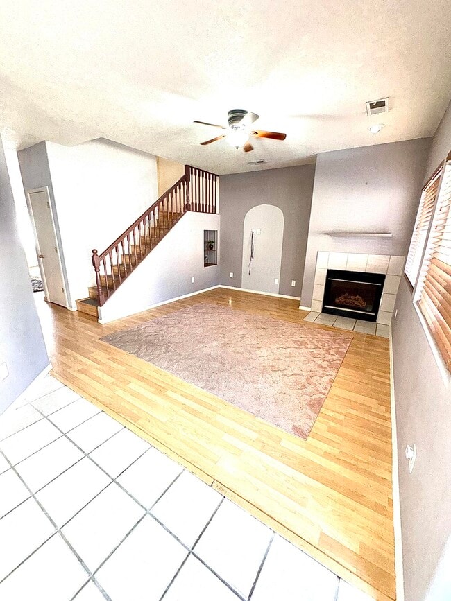 Building Photo - 7039 Casa Elena Dr NE