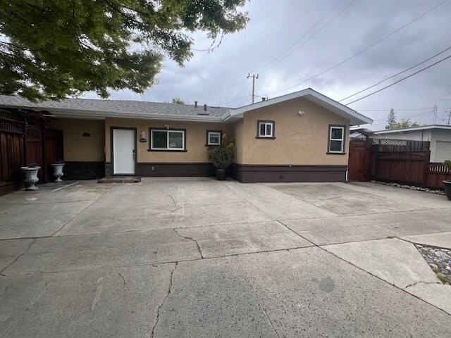 Building Photo - 2280 Samaritan Dr