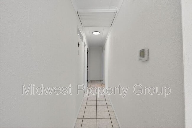 Building Photo - 5165 West Wood Drive