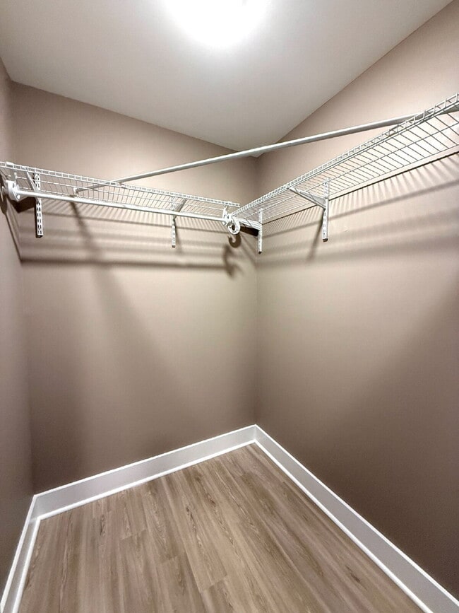 Building Photo - 401 Morring Rd