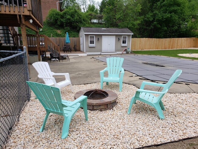 Building Photo - 2490 Coulterville Rd