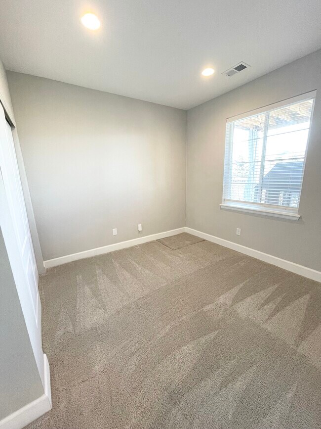 2nd Bedroom/Office - 3009 Eagle Wing Way