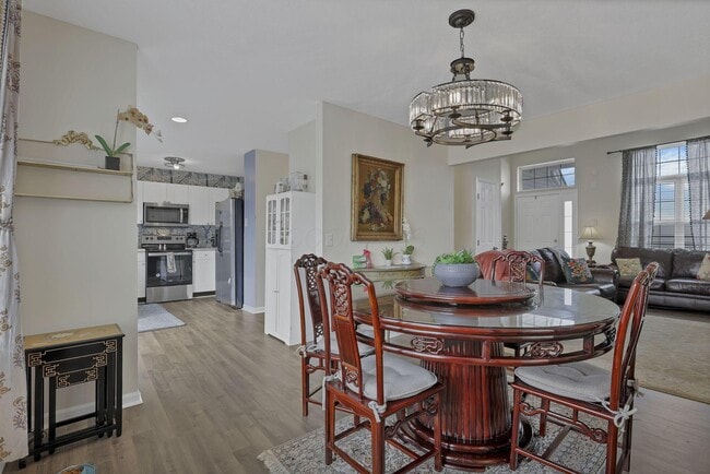 Building Photo - 8277 Deering Oaks Dr