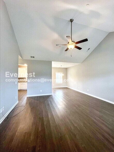 Building Photo - 1112 Prospect Ct