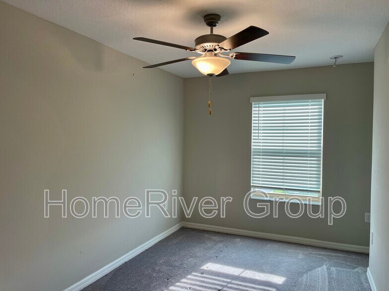 Building Photo - 4427 Globe Thistle Dr