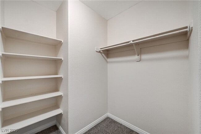 Building Photo - 4855 Double Down Dr