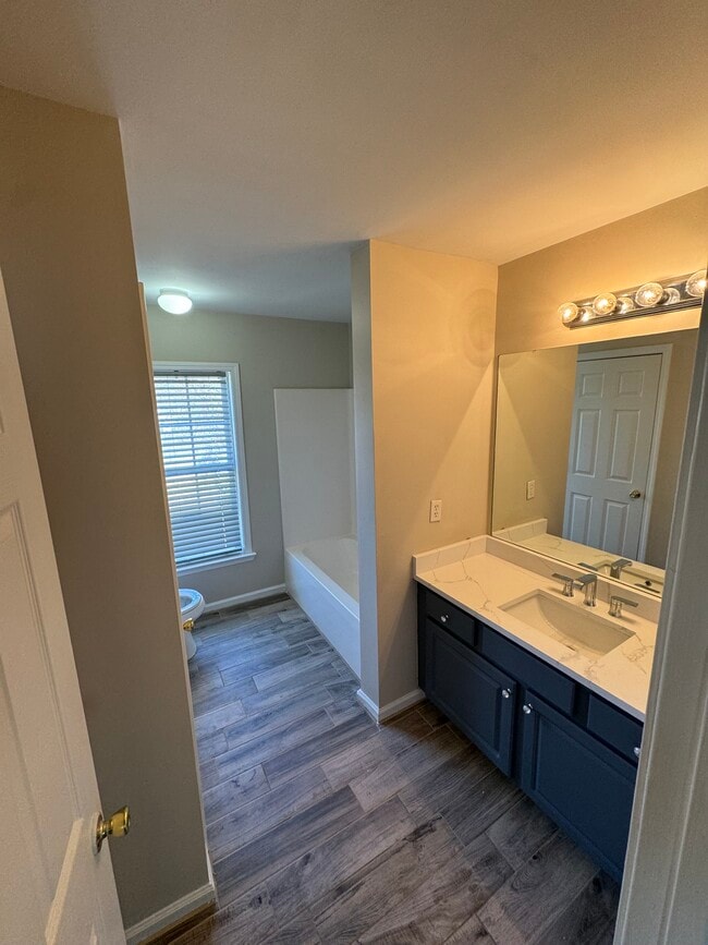 Building Photo - 77 Stallion Way