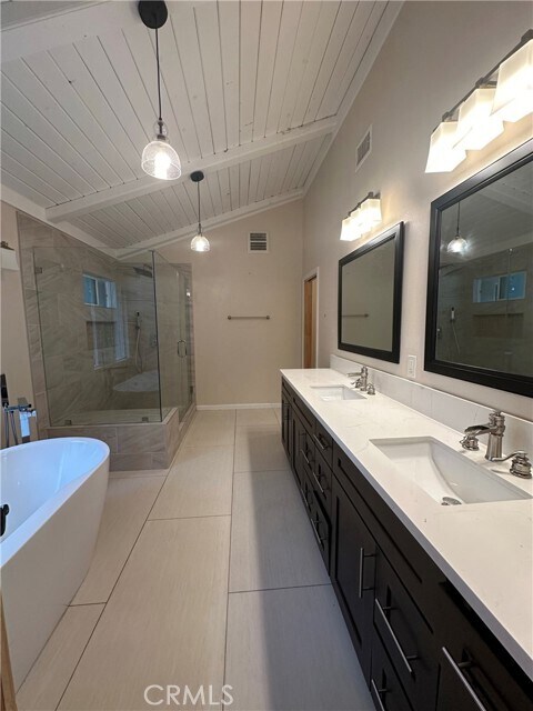 Building Photo - 13121 Shasta Way