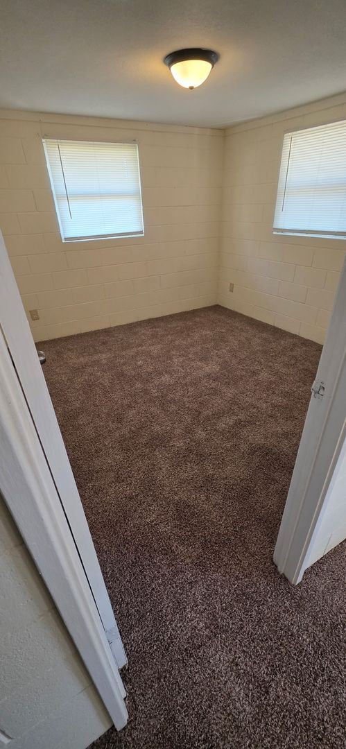 Building Photo - Duplex in Clearwater close to North Augusta!