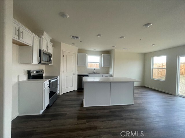 Building Photo - 3739 Ming Ave